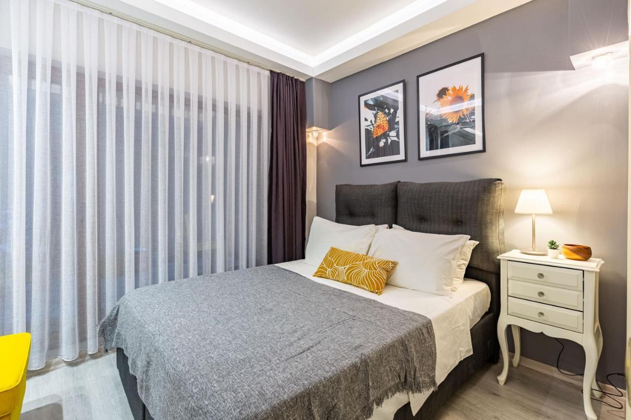 Appartement Missafir Exquisite Flat With Backyard And Excellent Location Near Trendy Attractions In Nisantasi, Sisli Istanboel